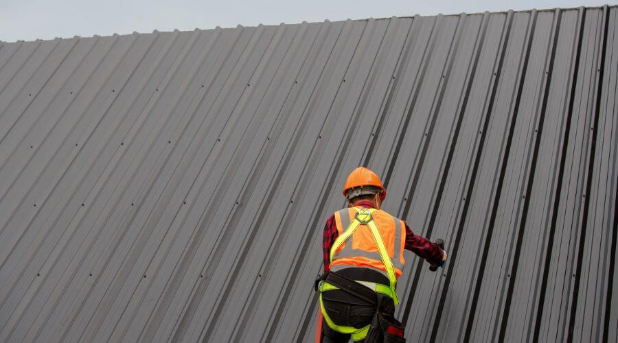 Professional metal roof installation services in Grandview, WA